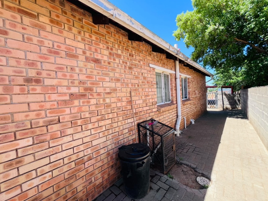 3 Bedroom Property for Sale in Grasslands Free State